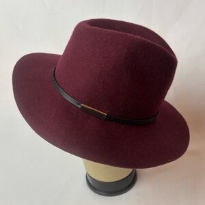 Banana Republic Wool Felt Fedora Hat Burgundy Black Band Women’s M/L
